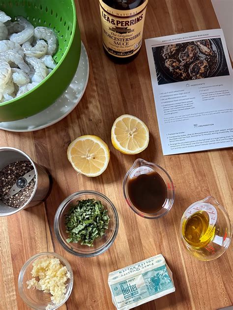 Infografika ali fotografija priprave marinade in premazovanja cvetače
