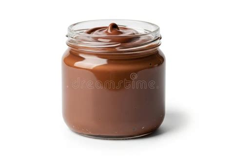 Photo of finished chocolate-hazelnut spread in a glass jar