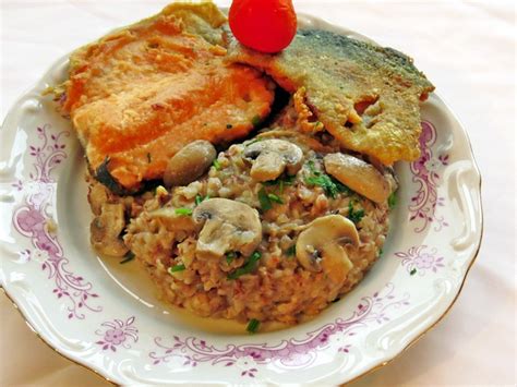 Tanjir sa heljdinom kašom i pečenom piletinom