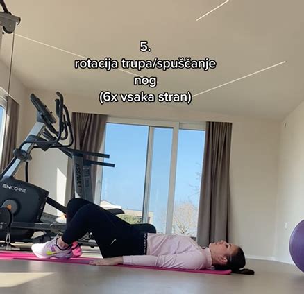 Grafični prikaz procesa okrevanja po poškodbi roke, ki vključuje nošenje opornice in fizioterapevtske vaje.