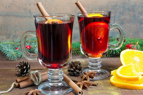 infografika, ki prikazuje temperaturno območje za razmnoževanje bakterij in optimalno temperaturo za kuhano vino