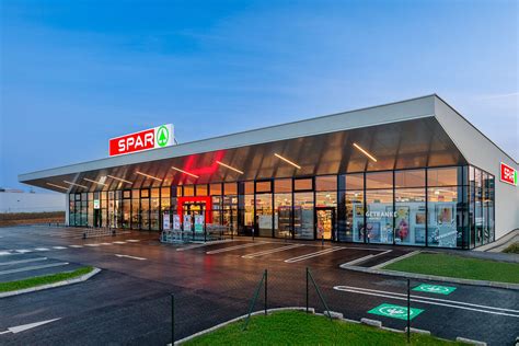 Fotografija sodobne Spar pekarne