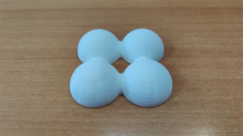 posoda z rižem v hladilniku