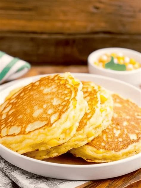 Thematic photo of delicious golden corn pancakes