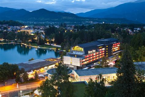 Infografika: koncepcija prenove Hotel Park Bled - voda in gozd
