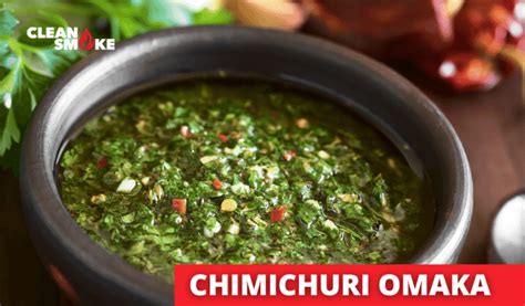 fotografija chimichurri omake z narezanimi sestavinami