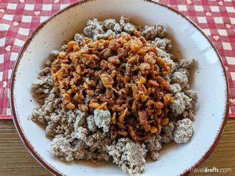 Thematic photo of kasnato zelje with ocvirki in a traditional ceramic bowl