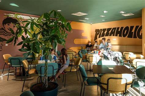 Ambijent in notranjost Pizzerije Čebelica