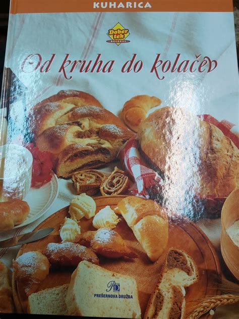 Fotografija domačih kolačev, kruha ali drugih sladic