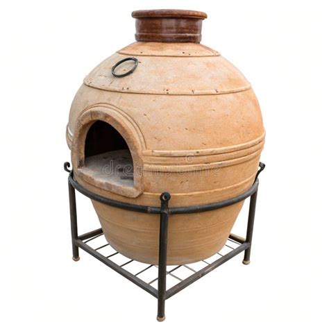 Illustration of a traditional tandoor oven
