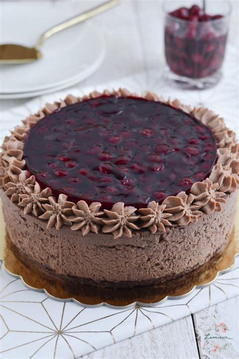 Tortna plast s stepeno ganache kremo