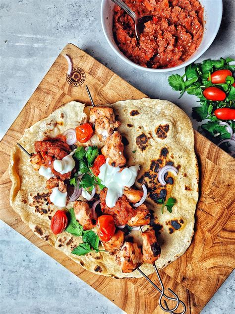 Thematic photo of chicken kebab in a flatbread