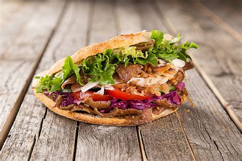 ulična prodaja döner kebaba v Turčiji