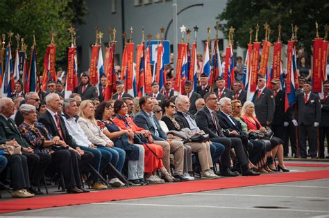 Matjaž Berger med režijo državne proslave