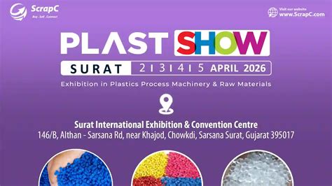 plast biskvita, prepojenega s kompotom