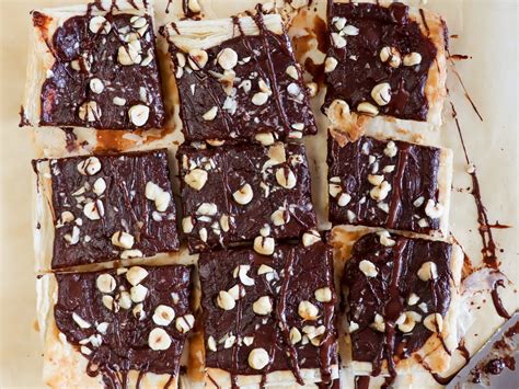 pekač s praženimi lešniki