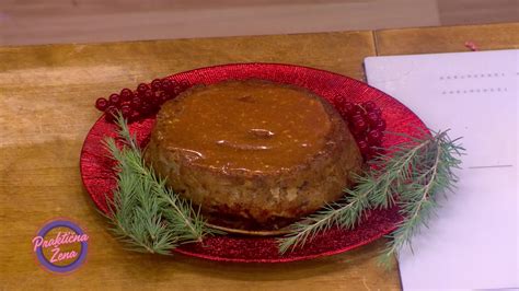 Mesna pasja torta z nadevom iz korenčka in okrasjem iz pasjih priboljškov