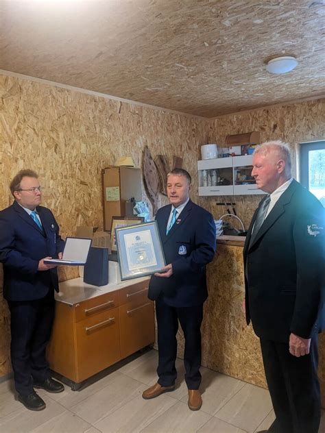 Zgodovinski arhivski posnetek Ribiške družine Kranj