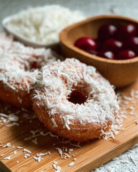 Photo of LCHF donuts fried in coconut fat