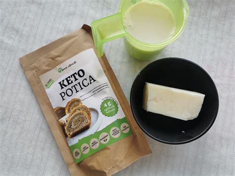 Različne LCHF sestavine za peko