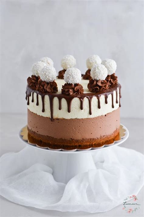 shematski prikaz plastenja torte: piškotno dno, nutellina krema in dekoracija