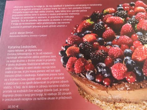 Slika koraka priprave podlage presne torte v modelu