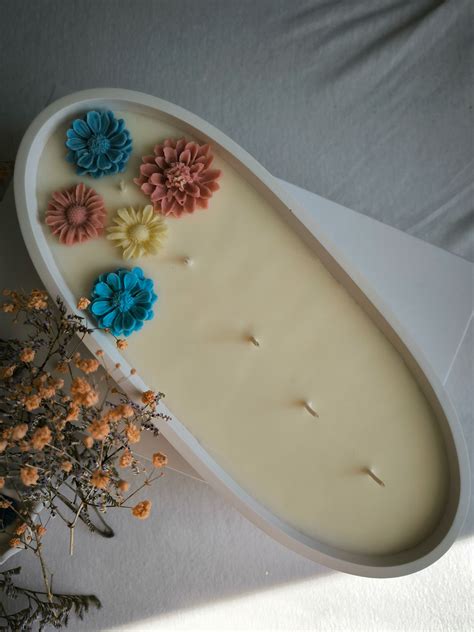 Izbor mehiških omak (mole) v posodicah