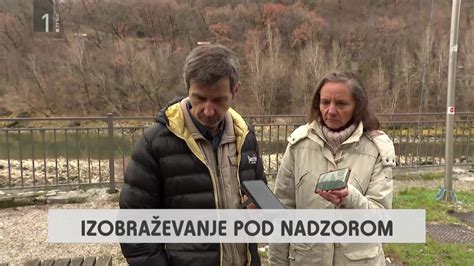 Fotografija: Ilustracija procesa celostnega hujšanja pod nadzorom multidisciplinarne ekipe.