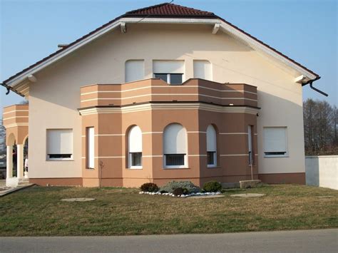 Tematsko foto Slaščičarne KlasIka (fasada in notranjost)