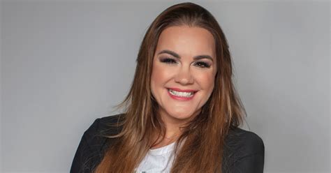 Rebeka Dremelj med kuharskim izzivom v MasterChefu