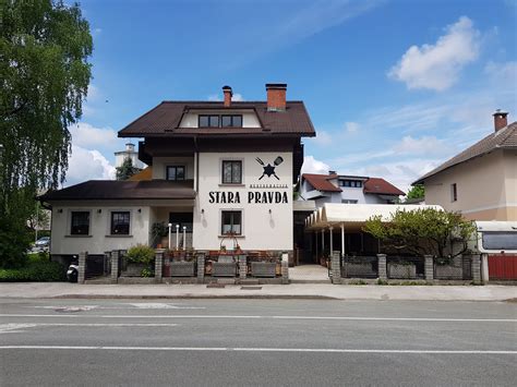 Zunanji pogled na restavracijo Stara Pravda