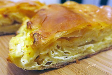 Fotografija: Domača sirna pita, celotna