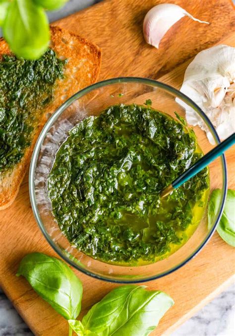 A bowl of freshly made pistou sauce