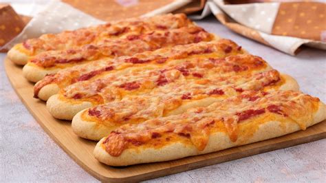 Fotografija ostankov pizze v zrakotesni posodi