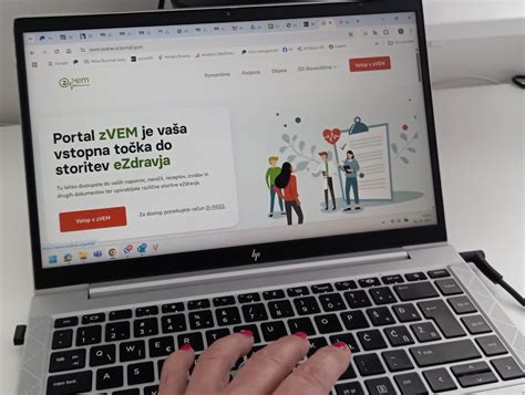 Infografika: Prikaz postopka prijave v portal zVEM in pregled izdanih naročilnic za medicinske pripomočke.