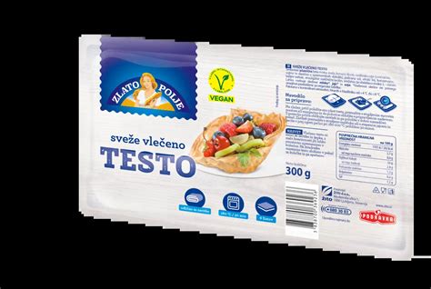 Sveže ugneteno testo, pokrito v skledi