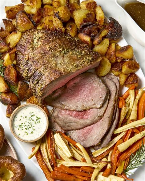 Thematic photo of a baked Stefani roast on a serving platter