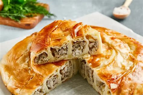 Fotografija sirove pite ali bureka