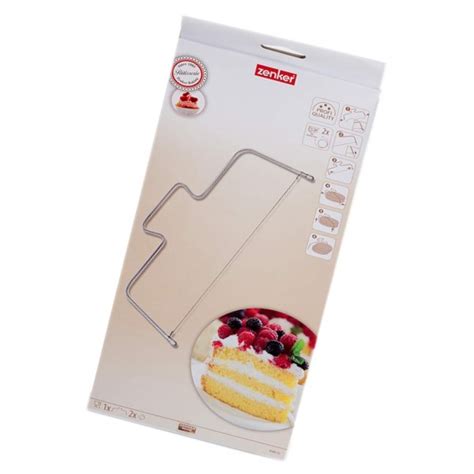 Peka in priprava biskvita za plastenje torte