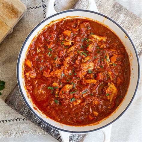 Thematic photo of chicken ragu with mushrooms