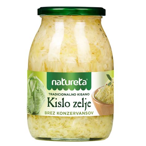 sestavine za joto: kislo zelje, fižol, krompir