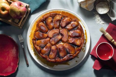 priprava karameliziranih jabolk za Tarte Tatin