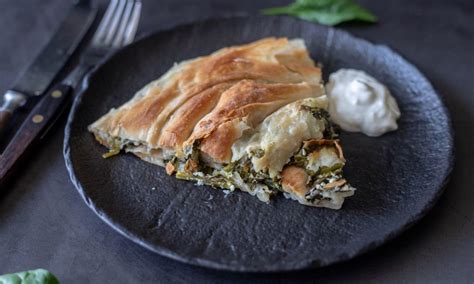 zeljanica, pita s špinačo in skuto