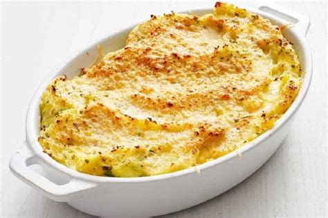 Photo of mashed potatoes, gratinated potatoes, and celery puree