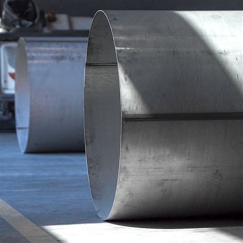 Shema sestave nerjavnega jekla 18/10 z navedbo odstotkov kroma in niklja.