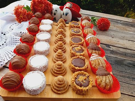 slika čokoladno-mandljevega kolača