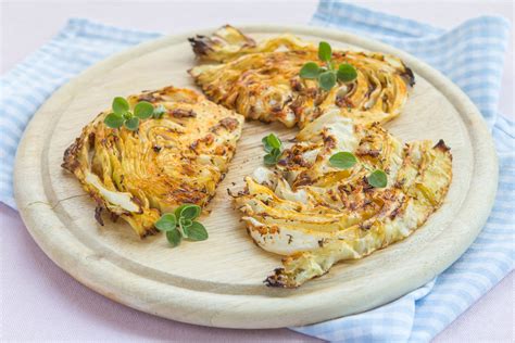Gratinirano pečeno kitajsko zelje s sirom