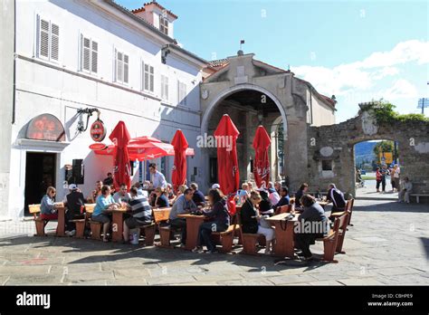 Fotografija: sladoled in vzdušje Pri Vodnjaku