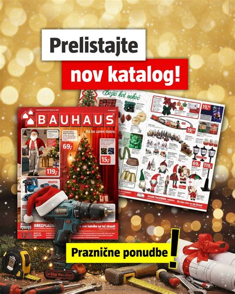 Tematska fotografija božične jabolčne marmelade v kozarčkih, okrašena za darilo