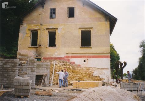 Zgodovinska fotografija Gostilne Grič na dan odprtja leta 1907
